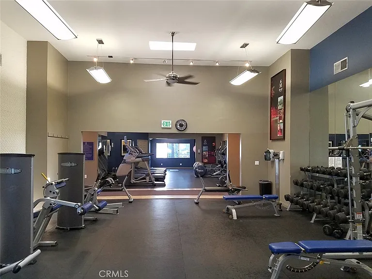21550 Burbank Blvd #208 — Photo 16