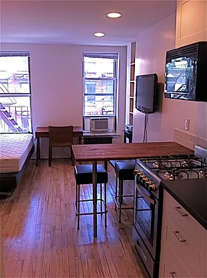 Rented by Performing Assets Corp | media 11