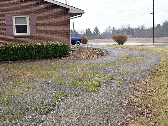 3rd image of 13049 Christiansburg Jackson Rd