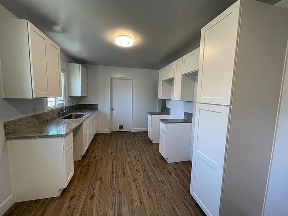 2nd image of 1107 Bel Air Ct