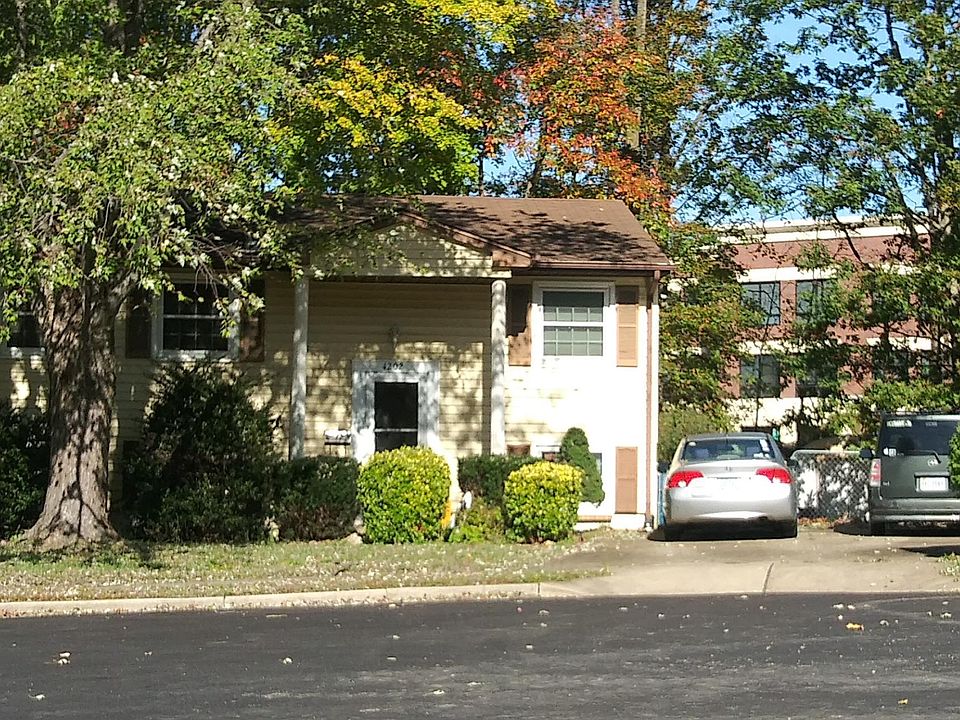 1st image of 4202 Holiday Ct