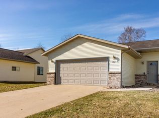 1811 Franklin St, Onalaska, WI 54650