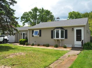 142 Pine Tree Row, Lake Zurich, IL 60047