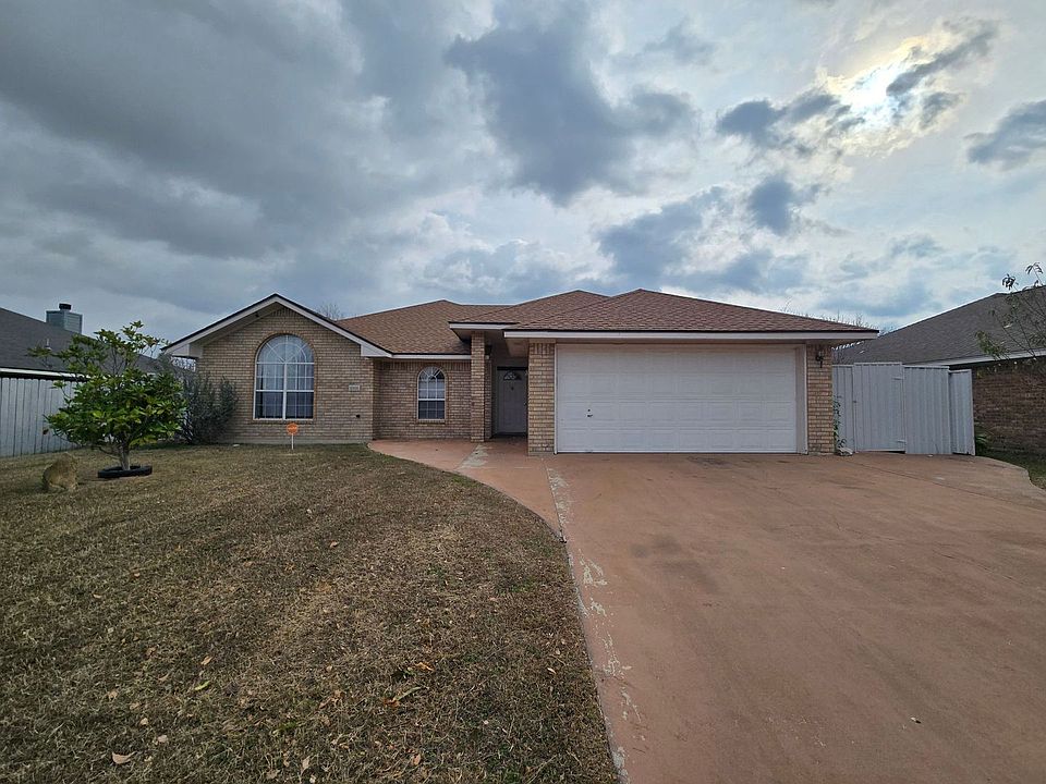 1st image of 3302 Christie Dr