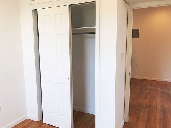 4th image of 235 E 5th St #12