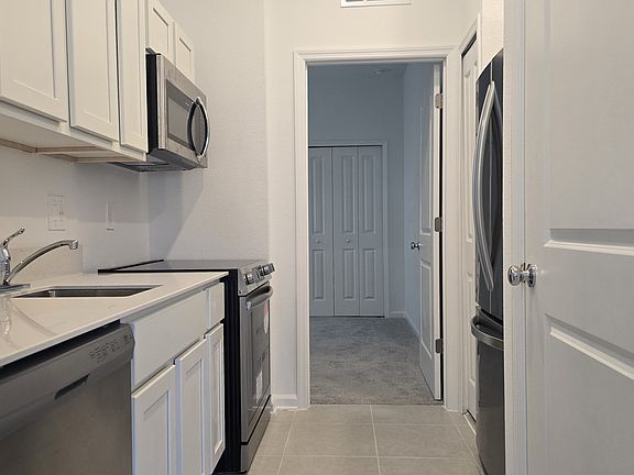 4th image of 4822 Katrina Dr