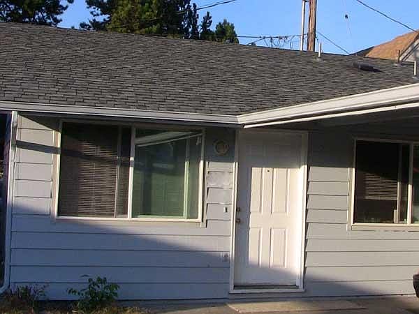 1st image of 2615 Neals Ln
