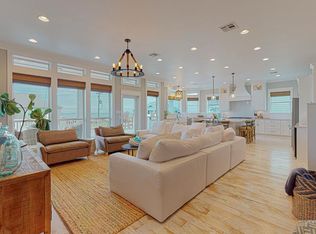 2329 Trinidad Dr, Crystal Beach, TX 77650