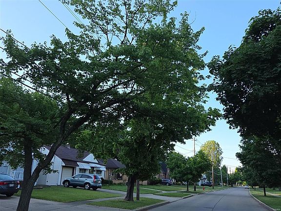4th image of 6181 Denison Blvd