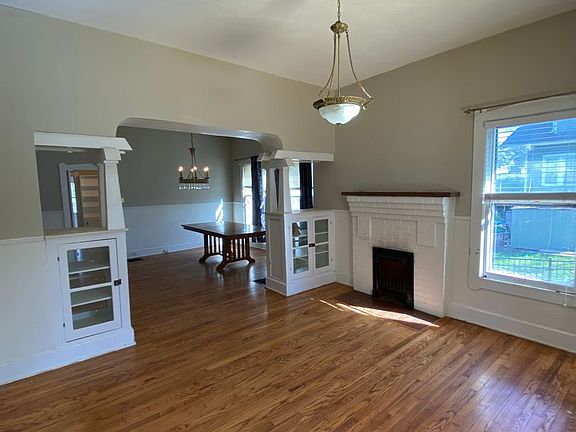 4th image of 111 Miller Ave #1