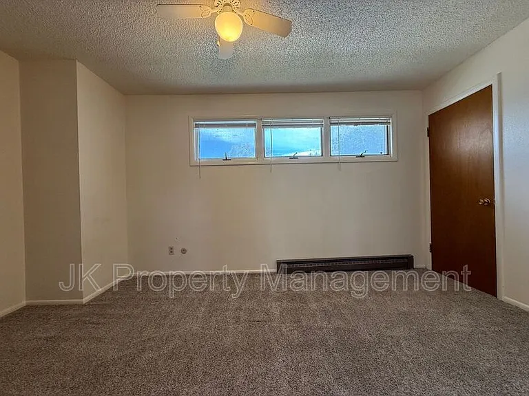 919 1st Ave SW #2 — Photo 25