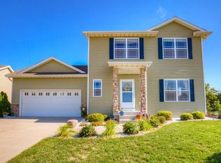 208 NE 51st St, Ankeny, IA 50021