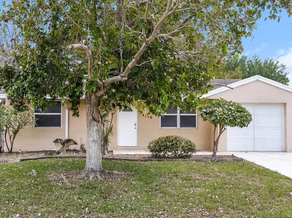 4196 Centurian Cir, Greenacres, FL 33463