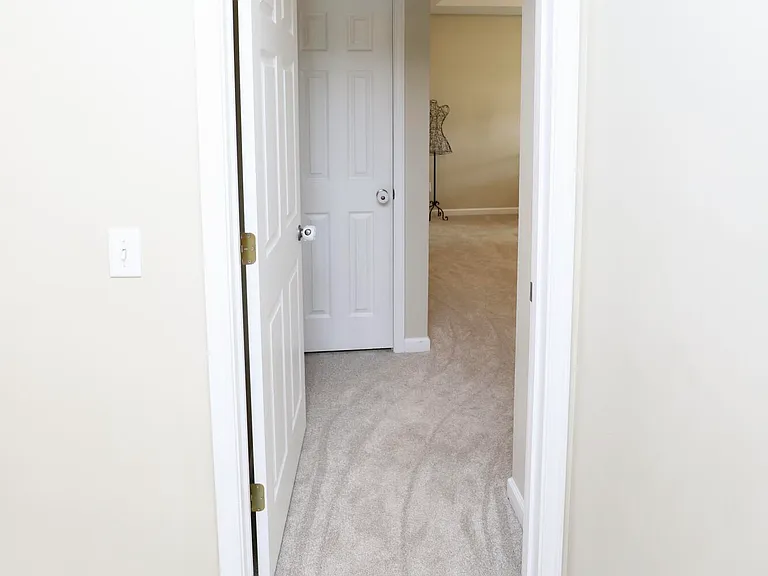 1116 Waverly Place Dr — Photo 41