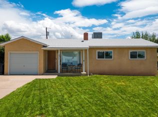 2916 California St NE, Albuquerque, NM 87110