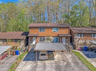 154 Hendrix Dr, Oak Ridge, TN 37830