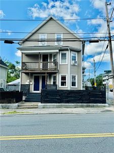 1071 Main St, Pawtucket, RI, 02860