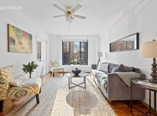 325 Clinton Ave APT 2D, Brooklyn, NY 11205