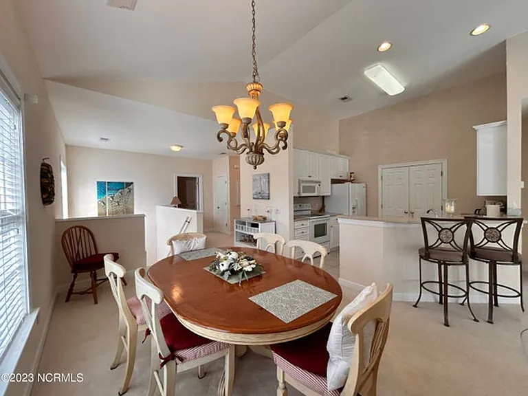 107 Crooked Gulley Cir #4 — Photo 10