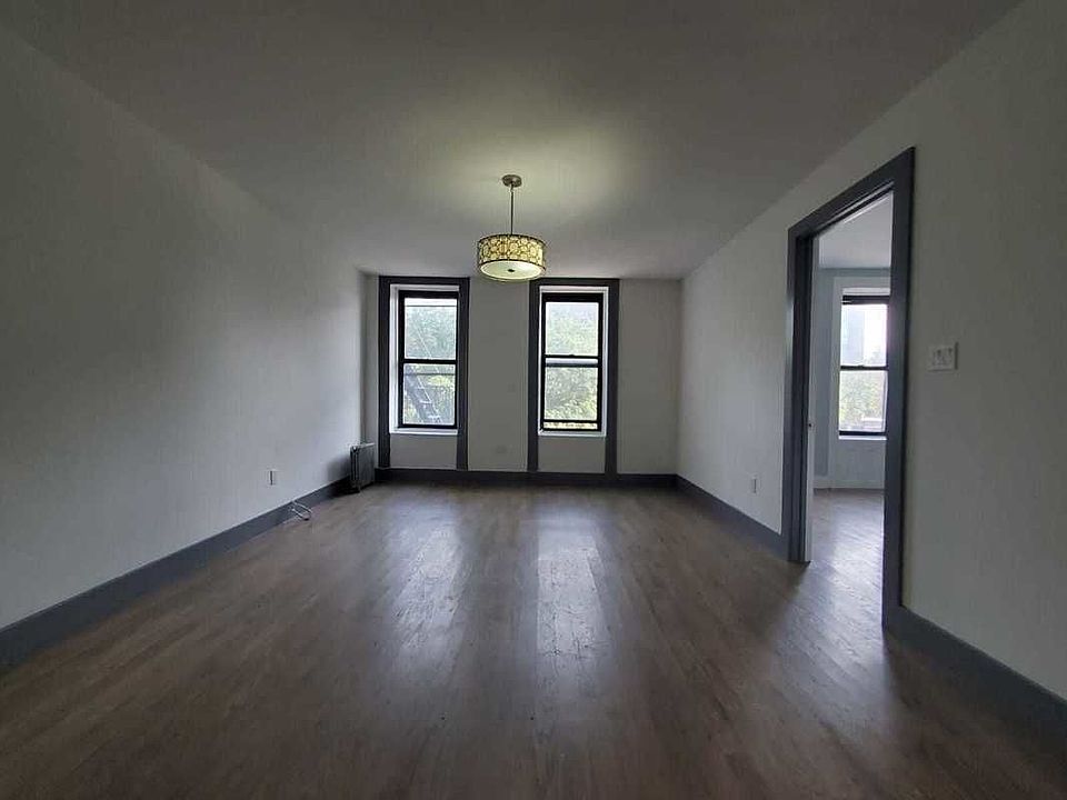 1st image of 163 Vernon Ave #3C