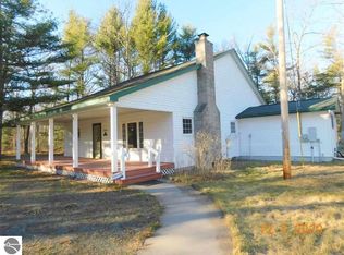 22886 Hoxeyville Rd, Wellston, MI 49689