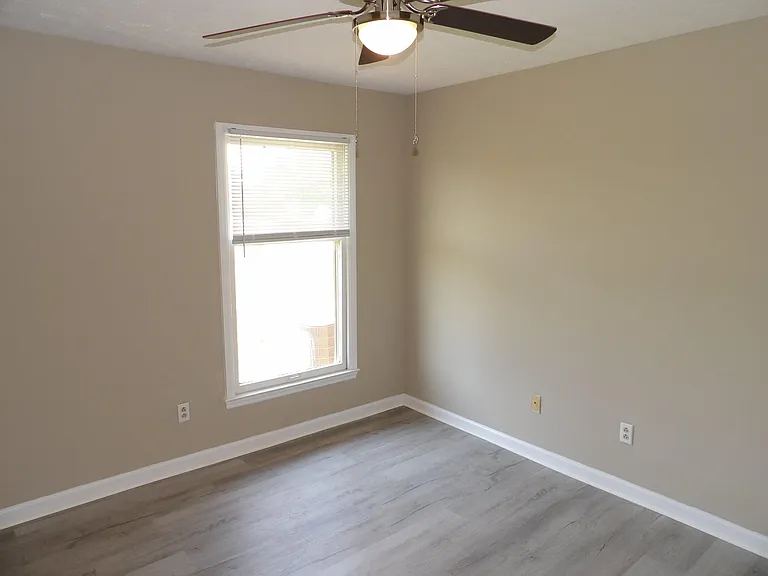 115 Potomac Ct #A — Photo 38