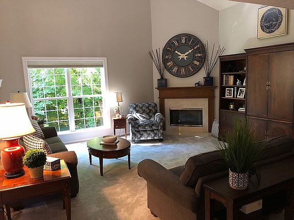 2nd image of 314 Sycamore Woods Ln