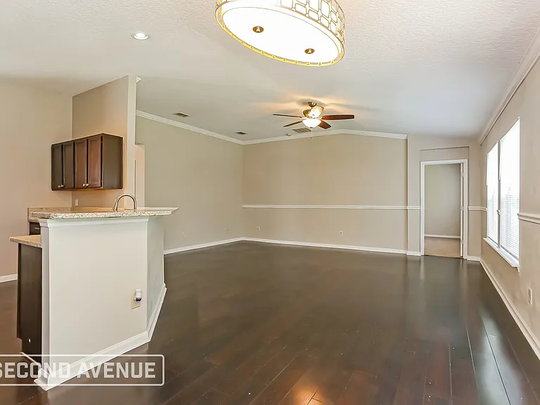 876 Bonaparte Landing Ct — Photo 5