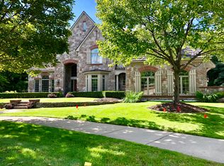 5084 Westchester Ct, Clarkston, MI 48348