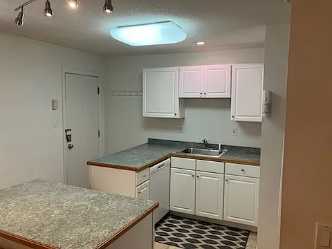 92 Edwards St #4 — Photo 3