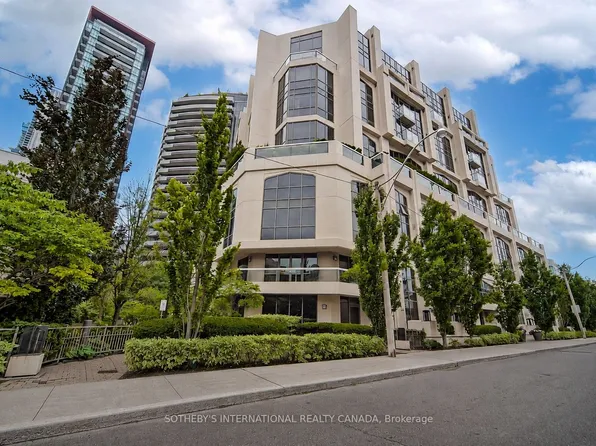 3 McAlpine St #207, Toronto, ON M5R 3T5