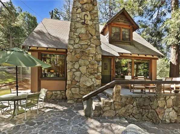 54935 Strong Dr, Idyllwild, CA 92549