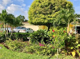 5233/5235 27th St SW, Lehigh Acres, FL 33973