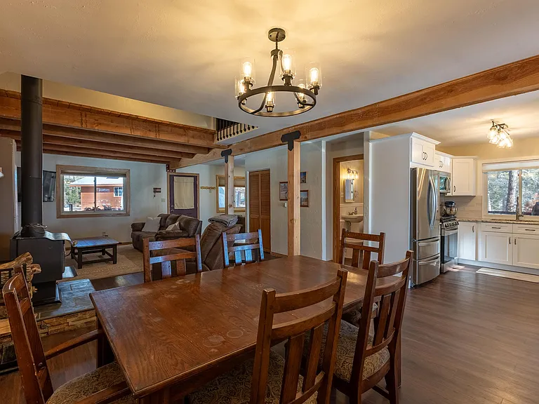 1810 Shenandoah Dr — Photo 13