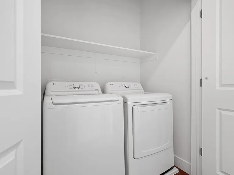 Full Sized Washer & Dryer