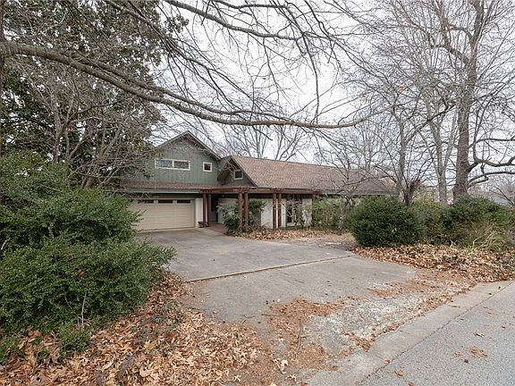 4th image of 2369 N Yorkwood Dr