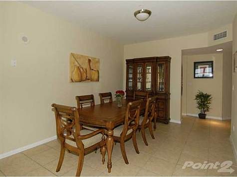 4th image of 511 SE 5th Ave APT 1405