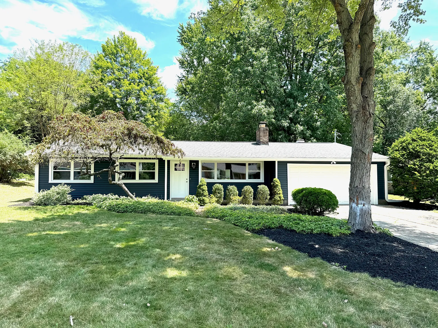 3285 Bancroft Rd photo 1