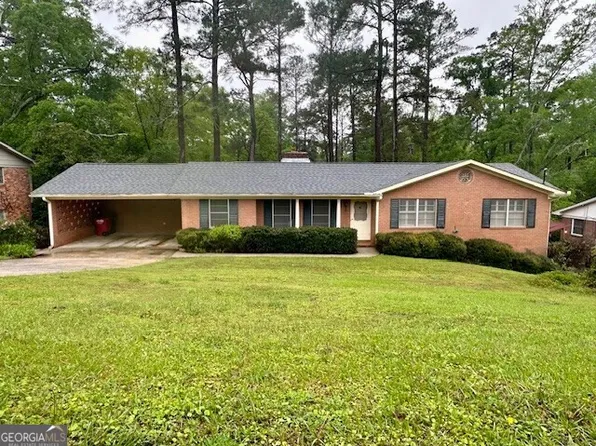 3052 Stuart Dr, Macon, GA 31204