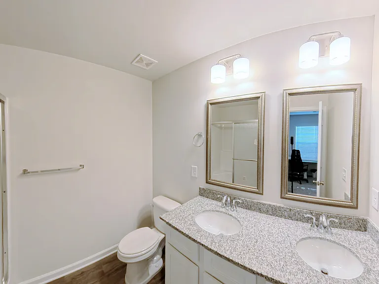 916 Drake Grove Ln — Photo 14