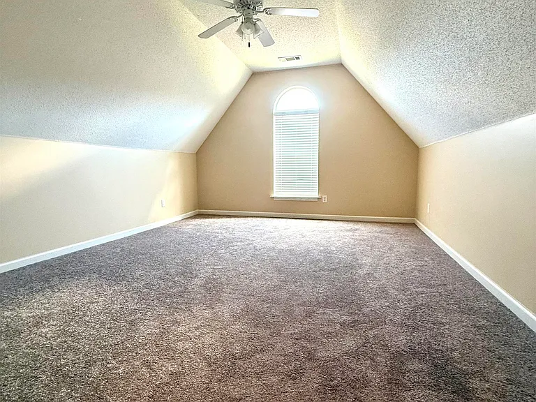 9192 Speerberry Ln — Photo 14