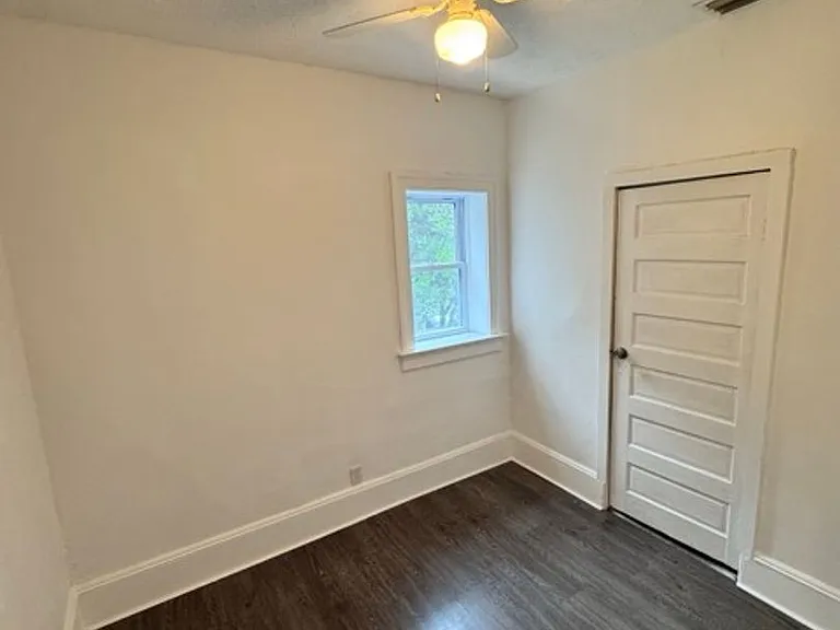 1153 Walnut St #4 — Photo 6