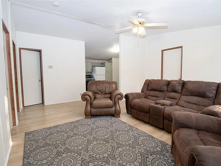 11524 Stidham Rd — Photo 16