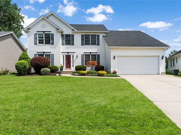 24 S Parrish Ct, Amherst, NY 14228