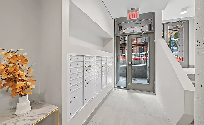 Rented by Living New York | media 35