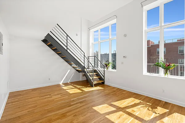 Sold by Compass | media 1