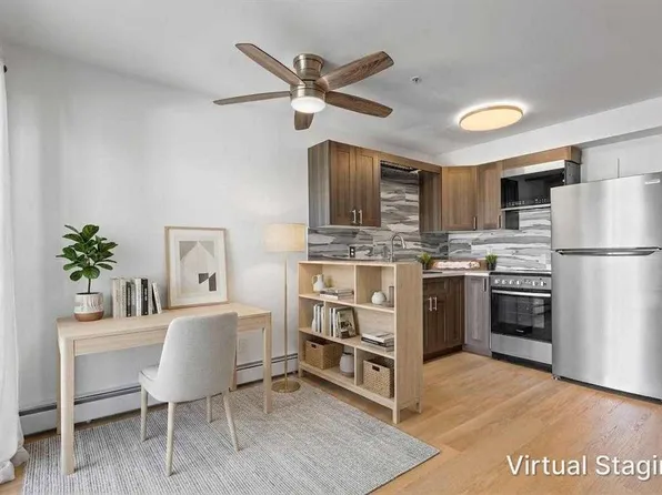 1620 N 70th St SE #4205, Calgary, AB T2A 7Z3