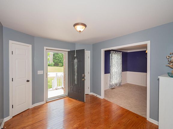 4th image of 5601 Crooked Pine Ln