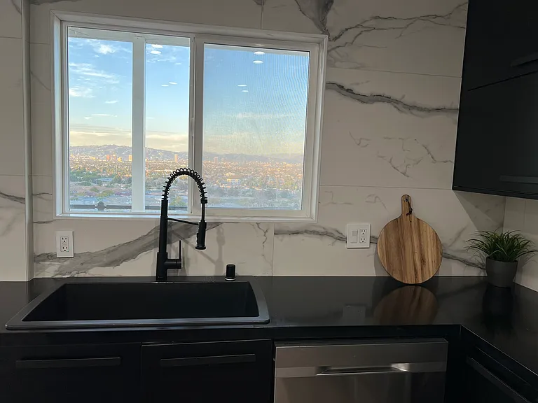 4048 Don Luis Dr — Photo 2