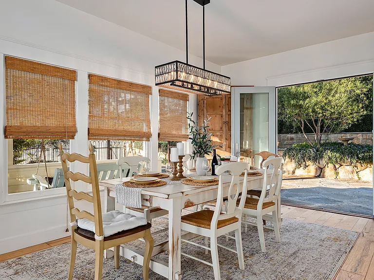 130 Valencia Rd — Photo 9